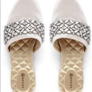 Birdies songbird snow crystal velvet slipper